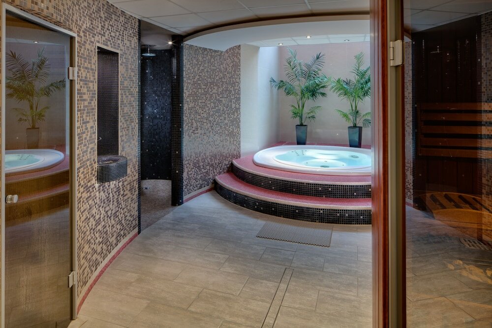 Фото Avanti Hotel Brno