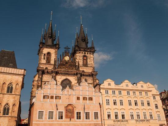 Фото отеля 2