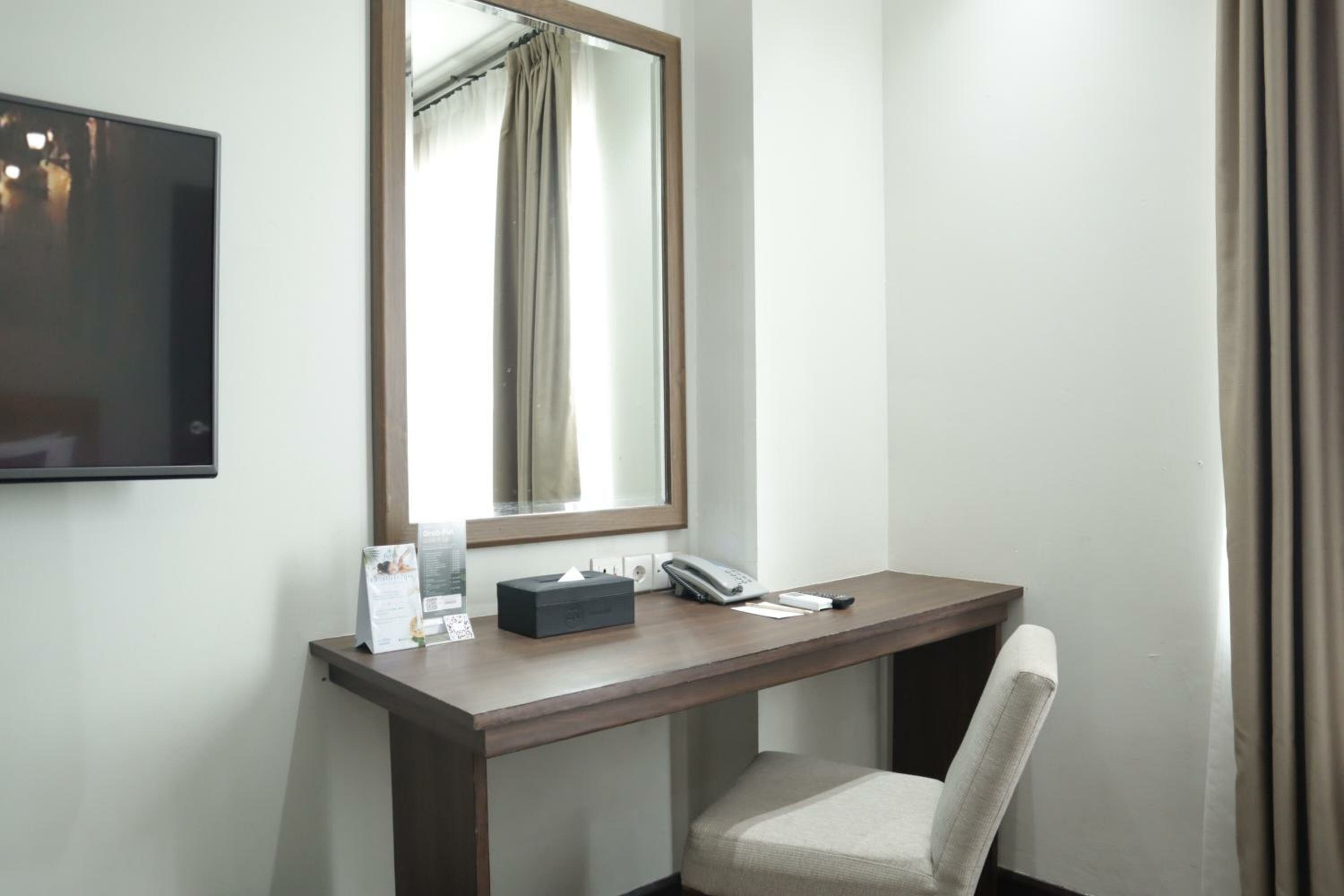 Фото Hotel Dafam Semarang