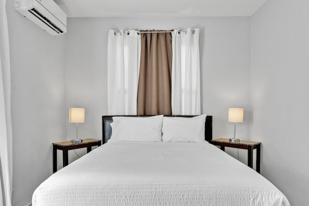 Фото The Blue House Fort Lauderdale