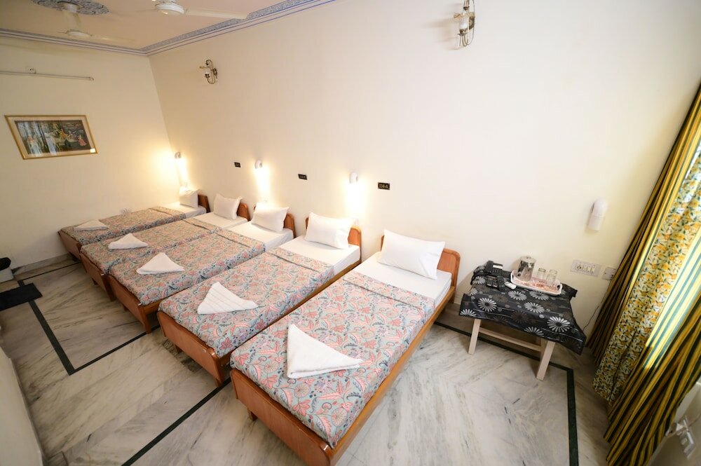 Фото Chitra Katha