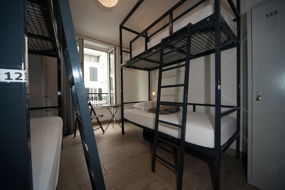 Фото Enjoy Hostel