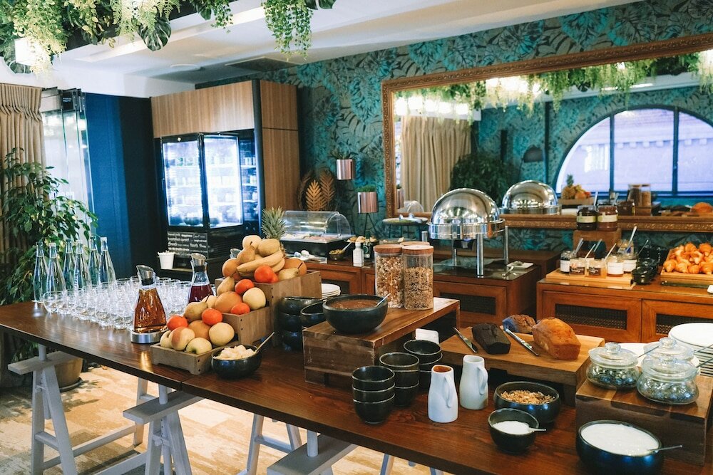 Фото Five Seas Hotel