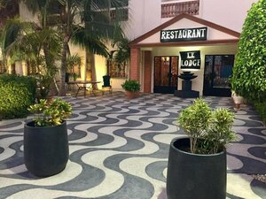 Хостел Lodge Des Almadies