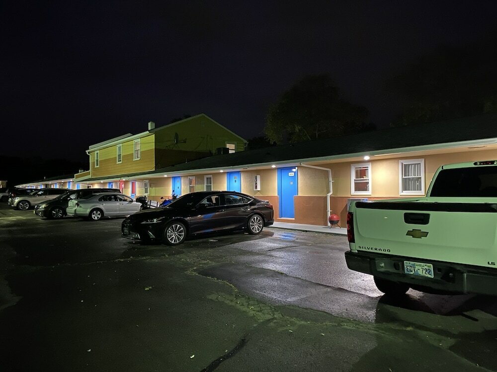 Фото Scottish Inns