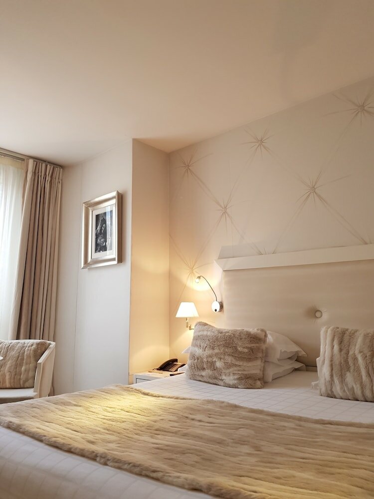 Фото Hotel Renoir