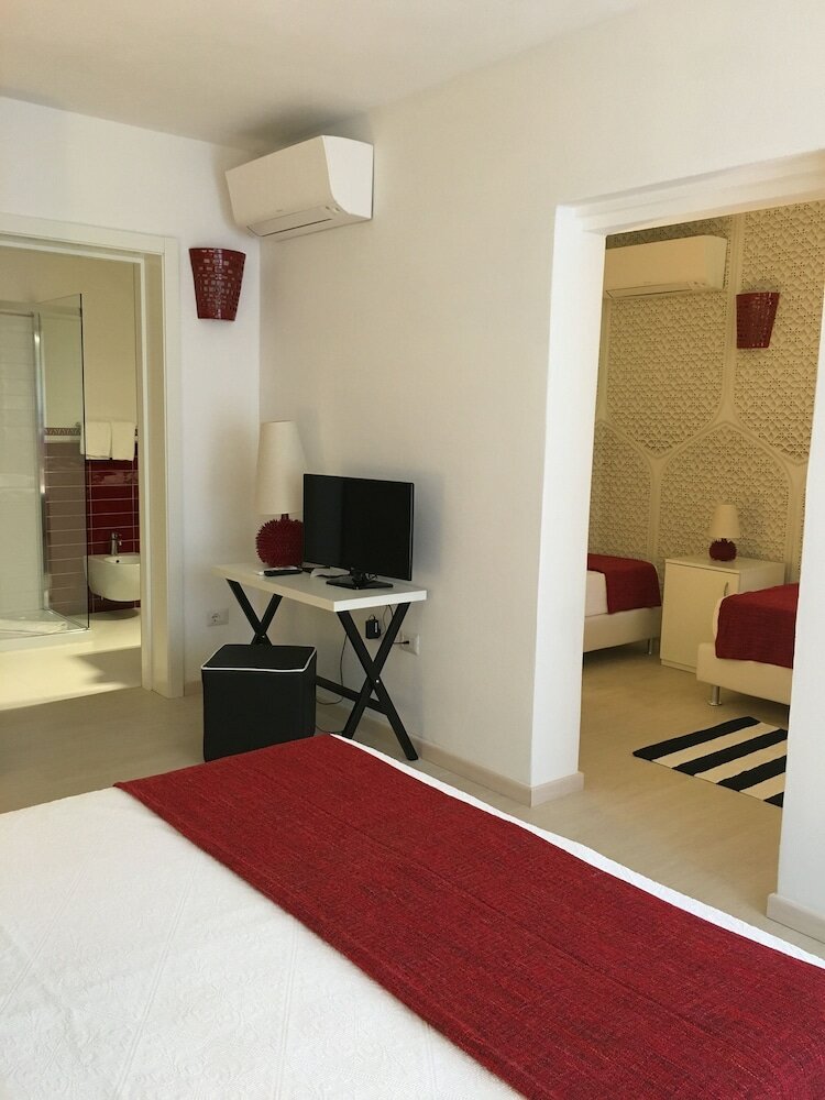 Фото Cala Rosa Club Hotel