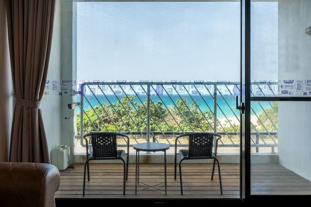 Фото El Puerto Hotel