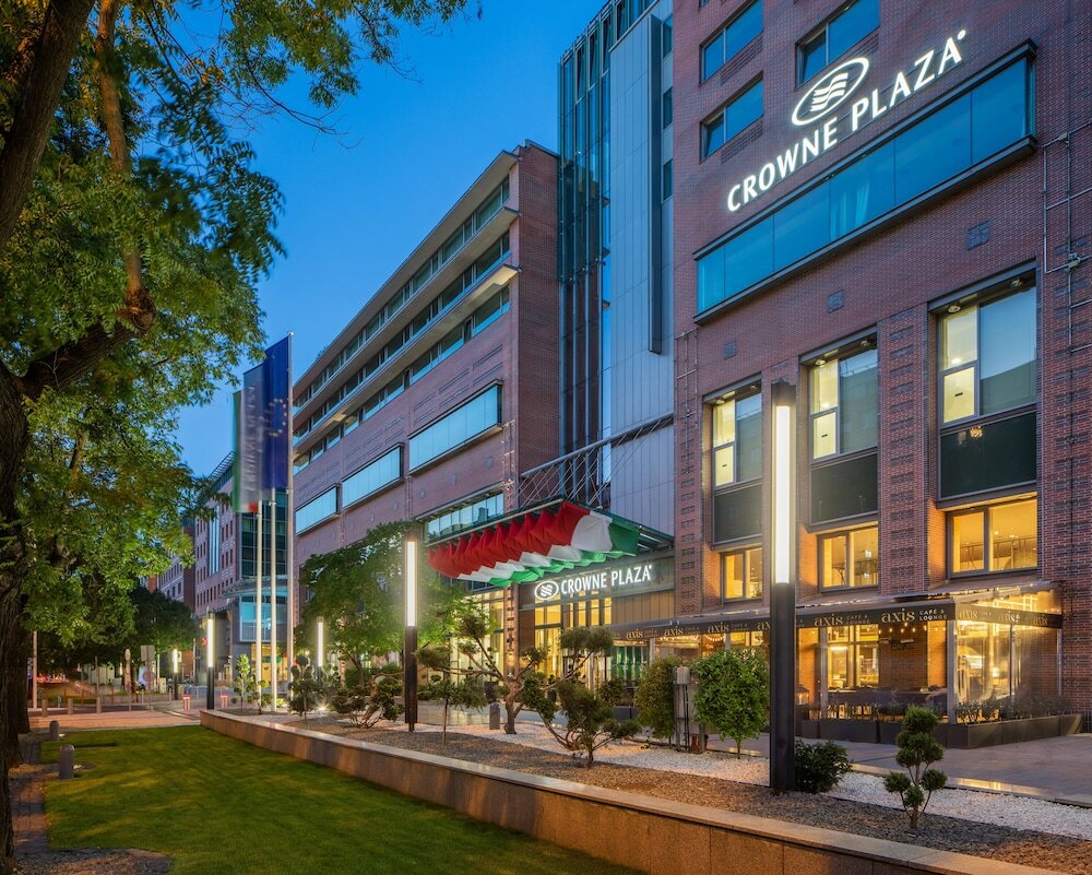Фото Crowne Plaza Budapest, an Ihg hotel