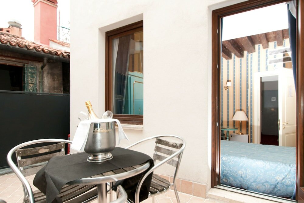 Фото Hotel Graspo de ua