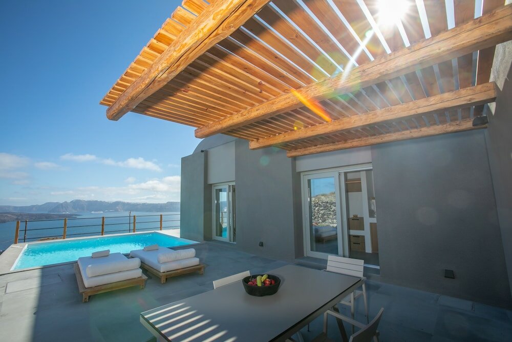 Фото Melidonia Suites