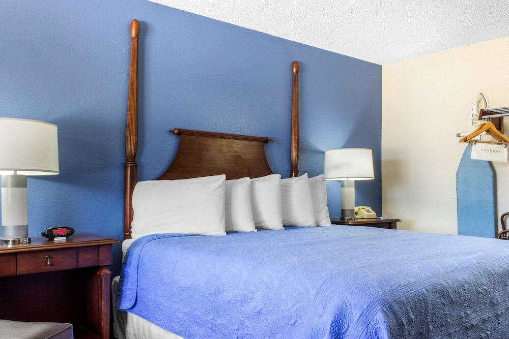 Фото Rodeway Inn near Ft Huachuca