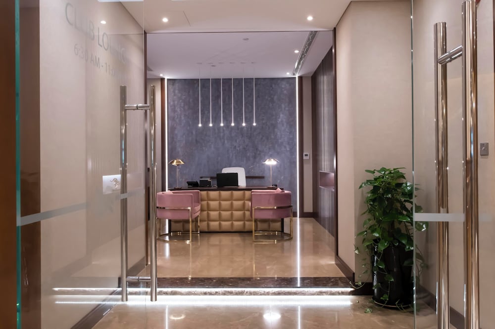 Фото Crowne Plaza Bahrain