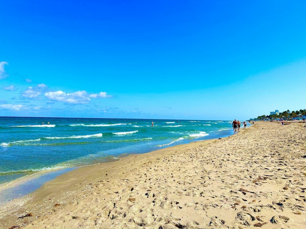 Фото Club Lux Resort by the Beach