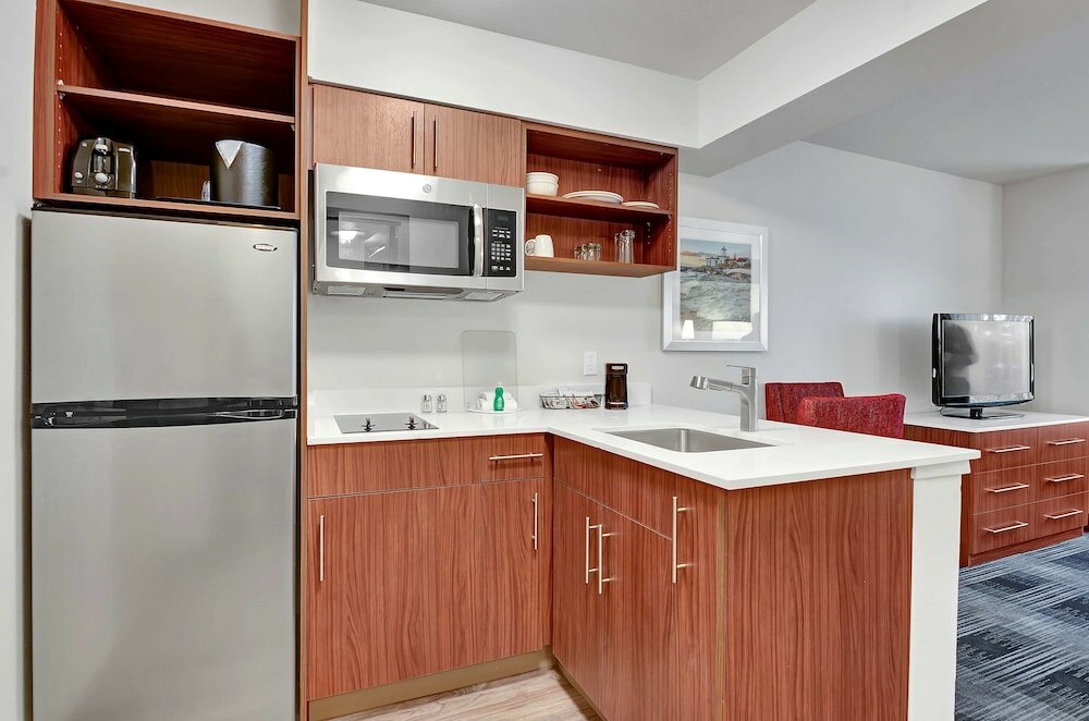 Фото Executive Residency by Best Western Navigator Inn & Suites