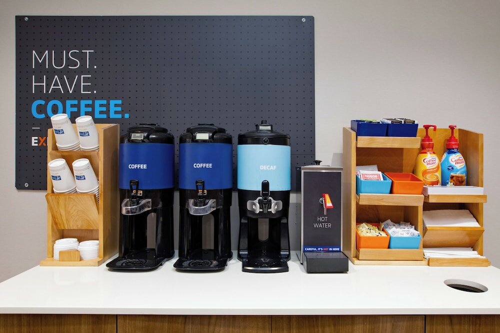 Фото Holiday Inn Express Hotel & Suites Grand Rapids-North, an Ihg Hotel