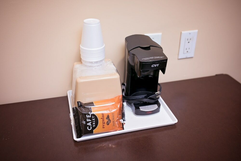 Фото Rodeway Inn & Suites