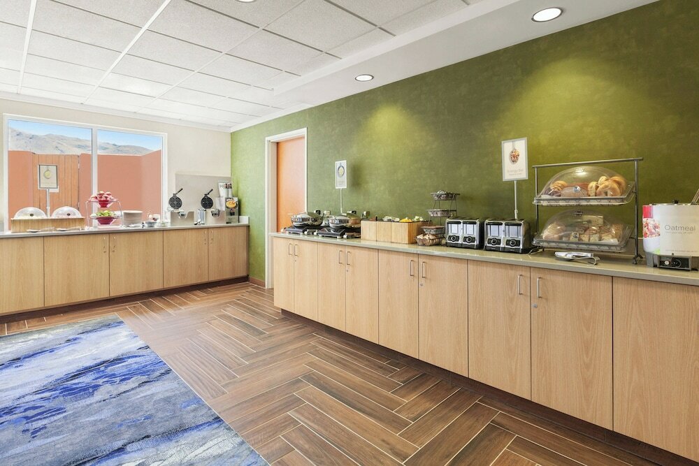 Фото Fairfield Inn & Suites Reno Sparks