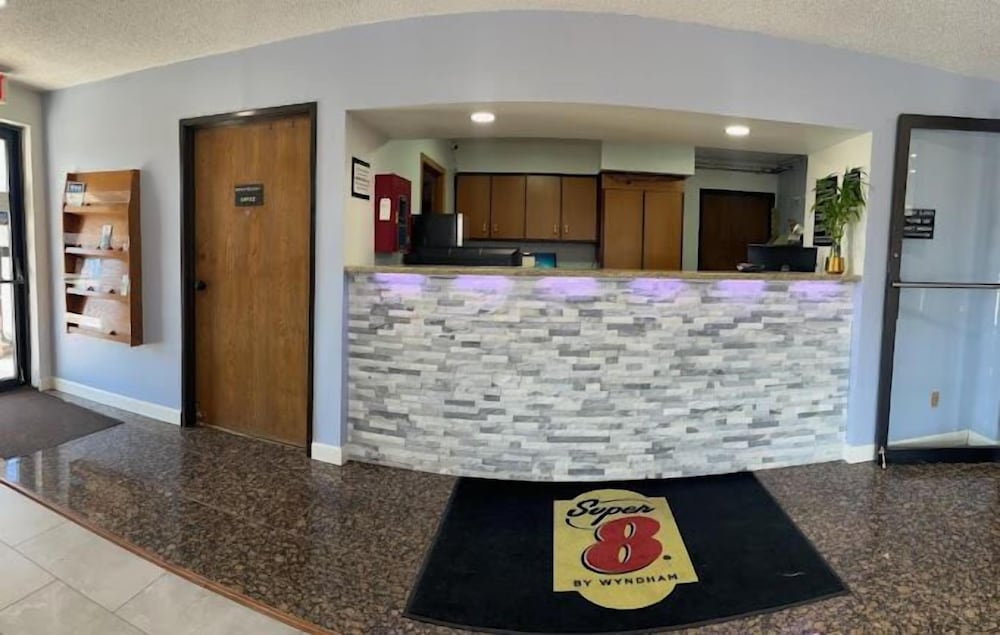 Фото Super 8 by Wyndham Imlay City