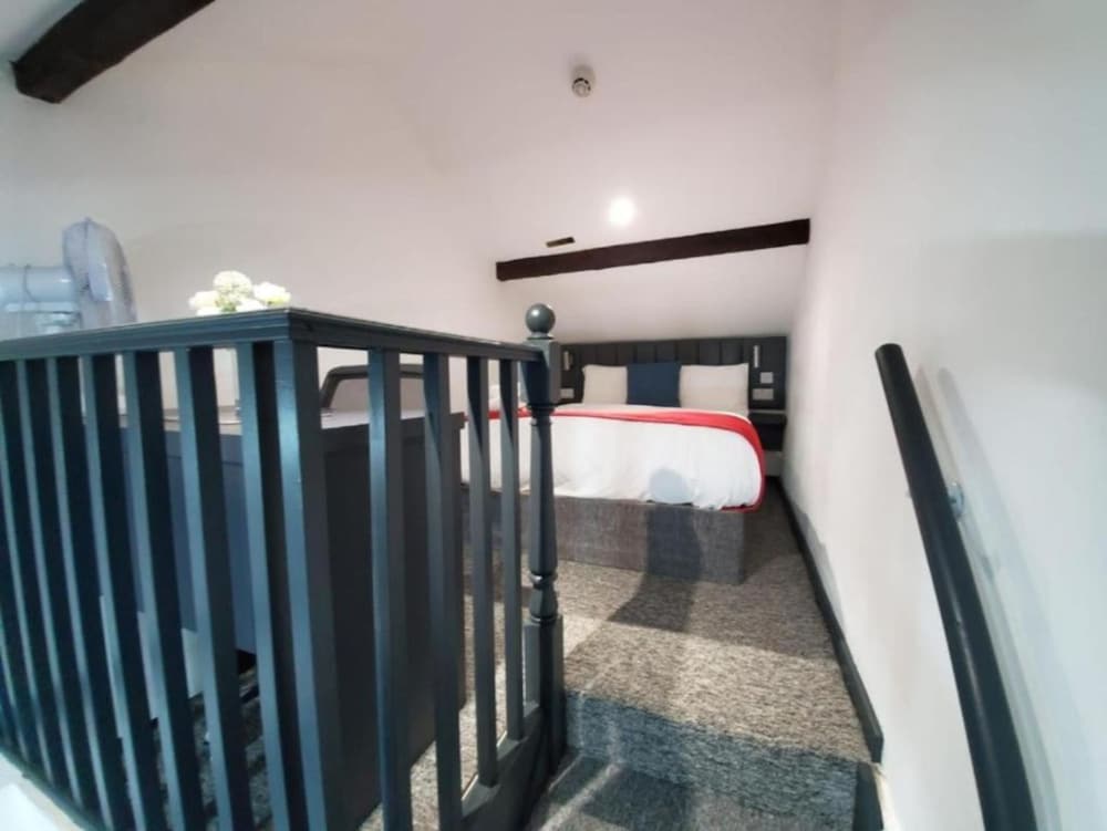 Фото Trivelles Regency Nottingham