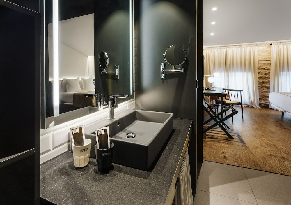 Фото One Shot Mercat 09 Hotel