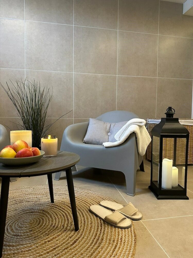 Фото Almnäs Park Hotel