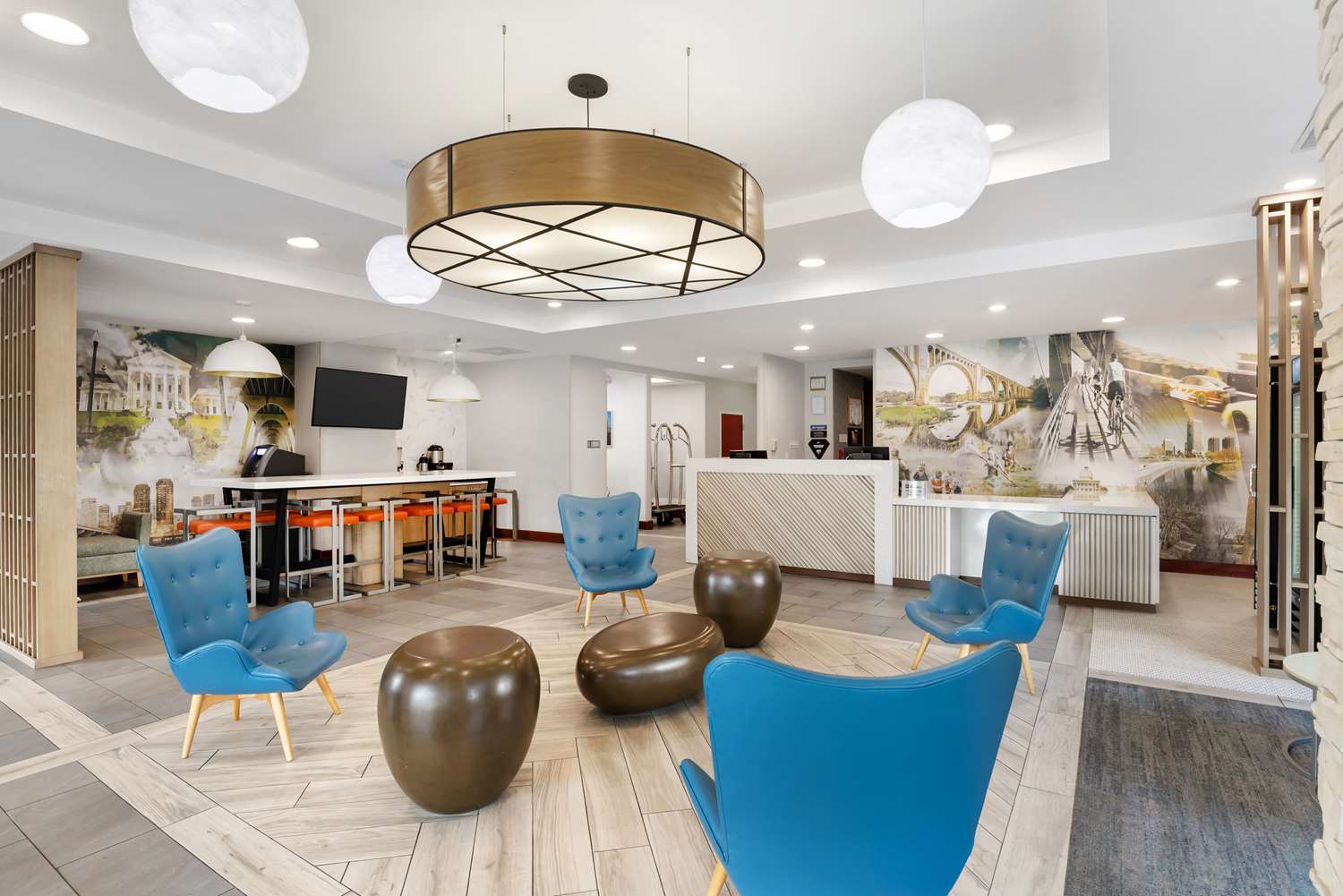 Фото Best Western Premier Richmond City Gateway