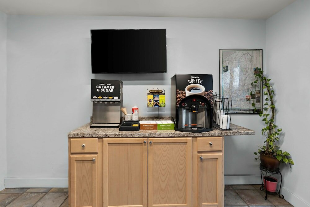 Фото Motel 6 Bangor, Me