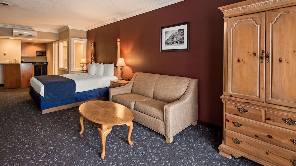 Фото Best Western Greenfield Inn