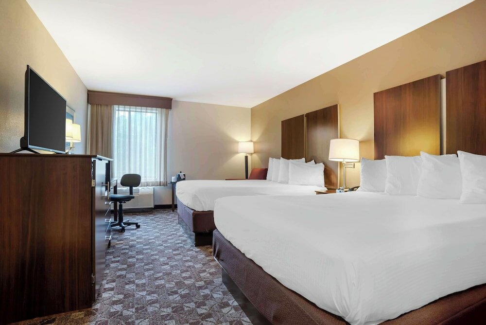 Фото Best Western Plus Oak Mountain Inn