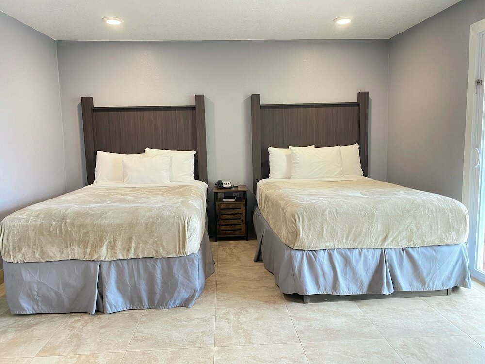 Фото Celebration Suites