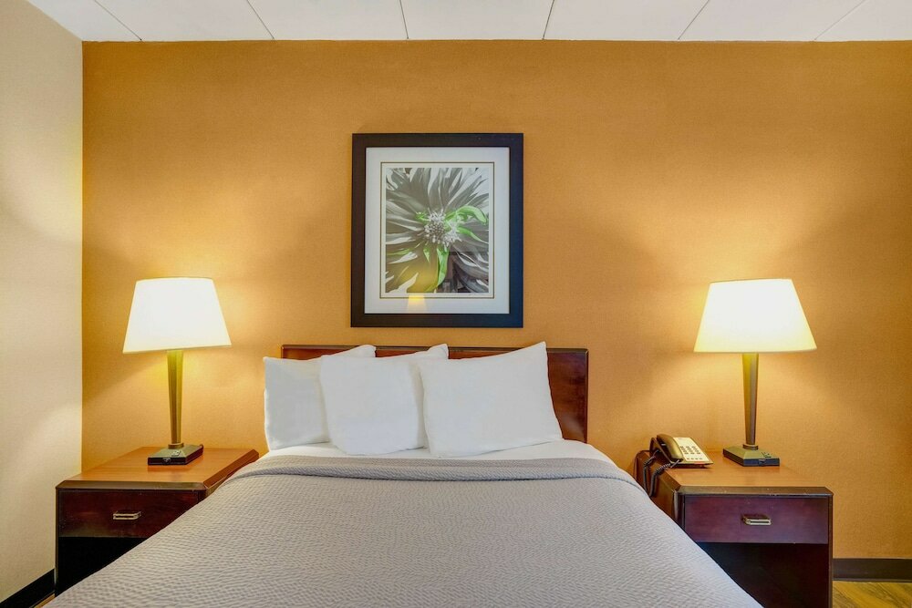 Фото Motel 6 Milford, Ct