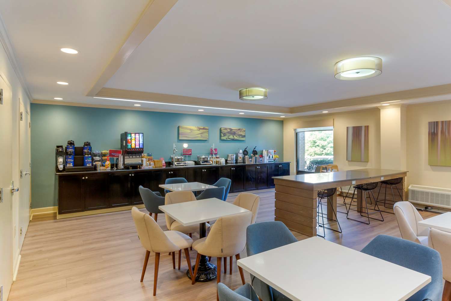 Фото Best Western Plus Cary Inn - Nc State