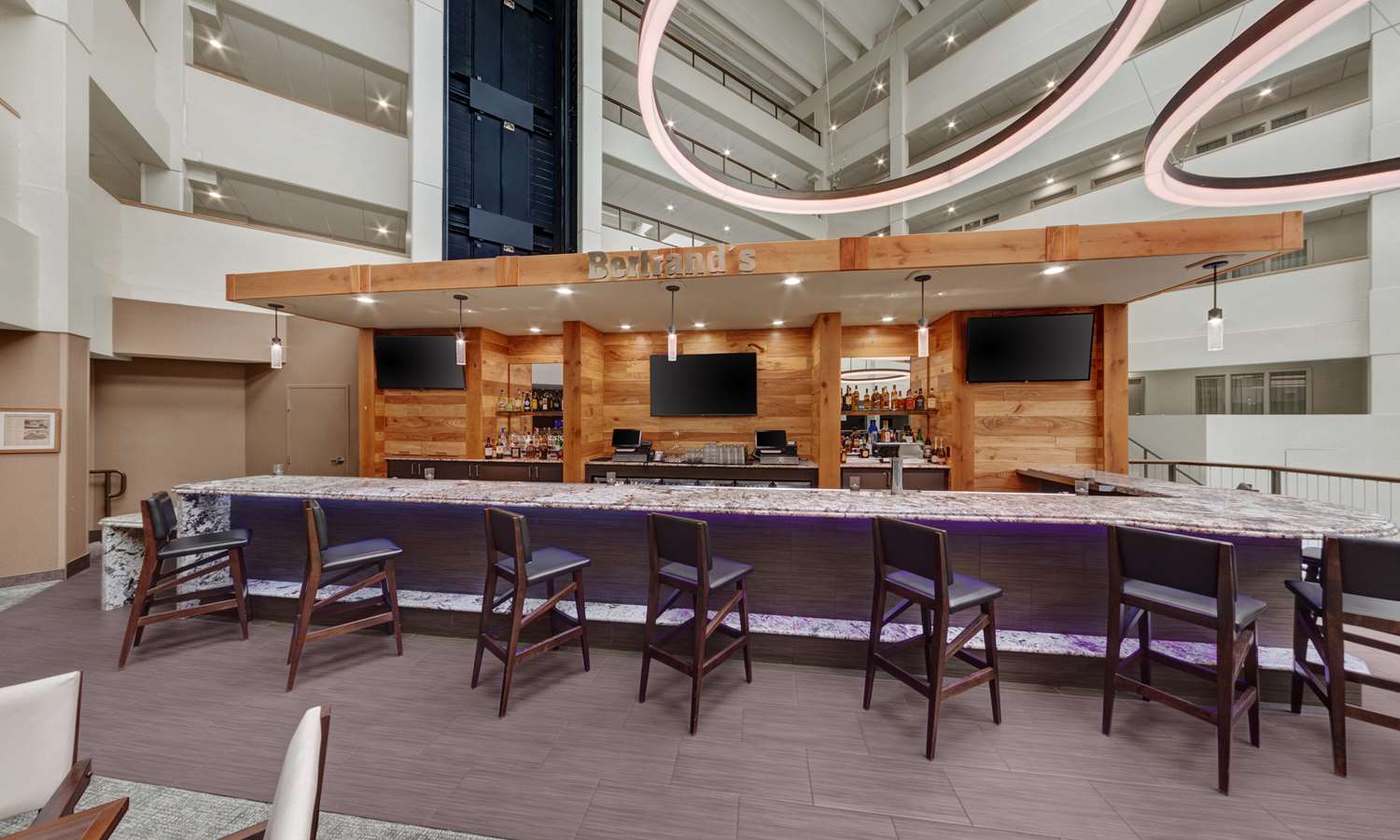 Фото Embassy Suites by Hilton Milwaukee Brookfield