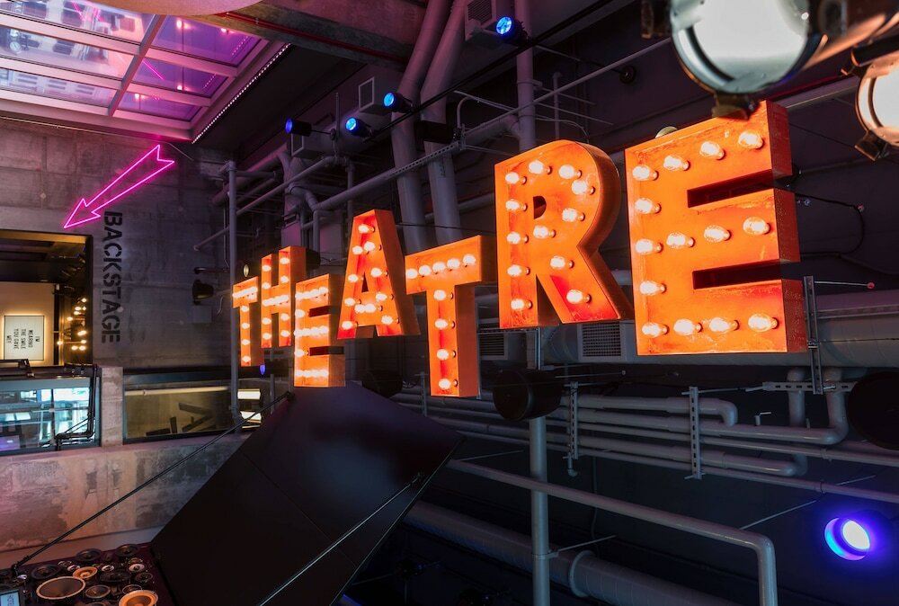 Фото Moxy Boston Downtown