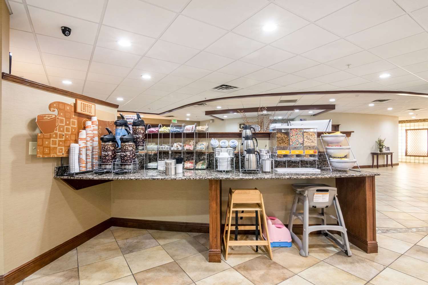 Фото Comfort Suites Panama City Beach