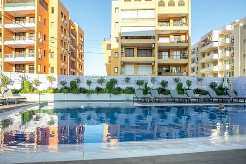 Гостиница Best Western Plus Larco Hotel в Ларнаке