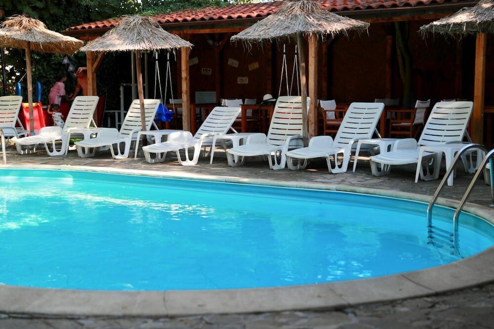 Фото Family hotel Tropicana