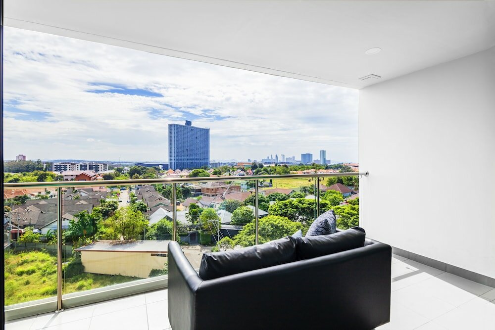 Фото The Rizin Hotel & Residences