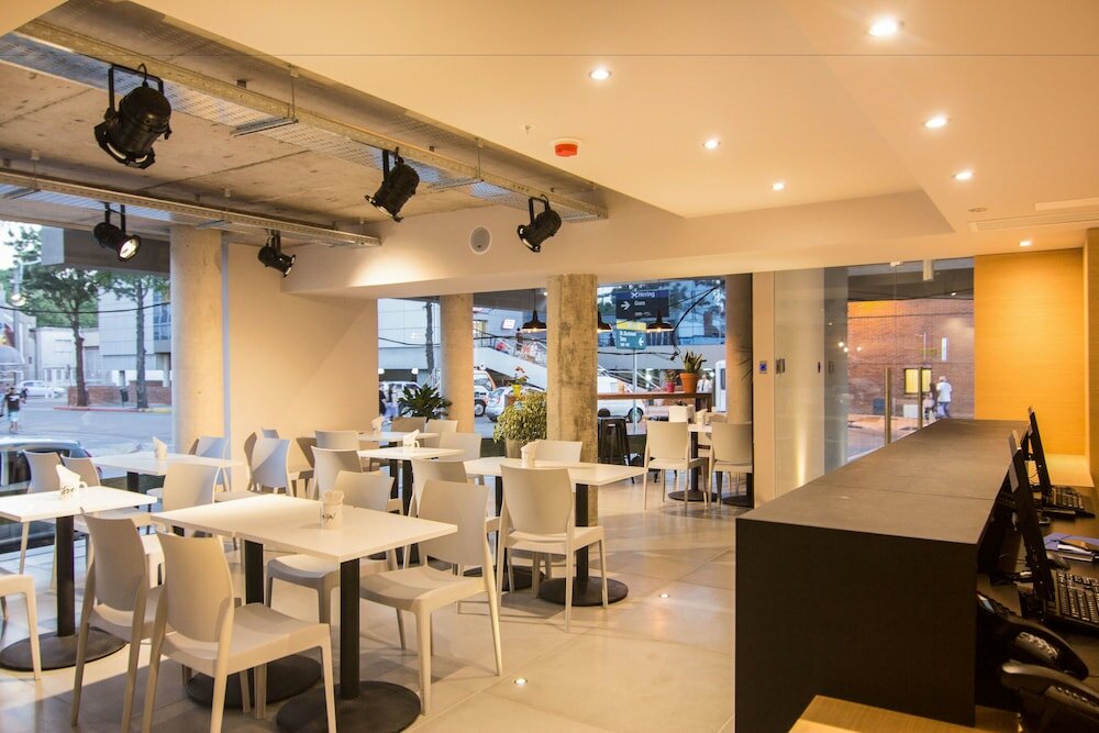 Фото Hotel Ciudadano Suites