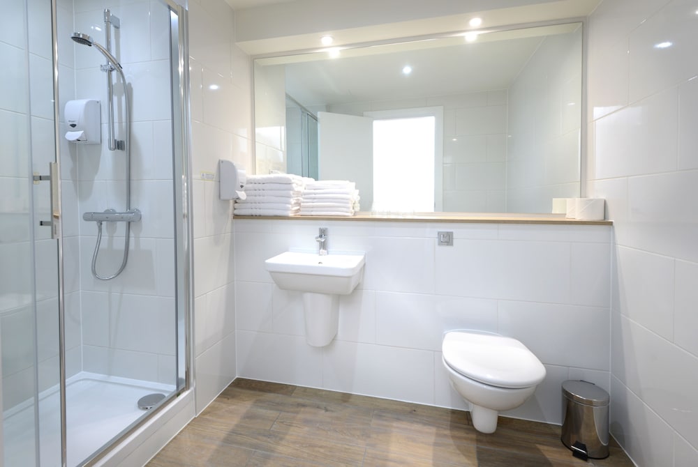 Фото Travelodge Plus Dublin City Centre