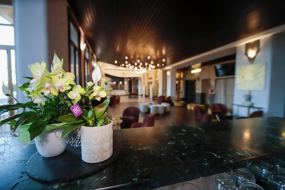 Фото Pràcatinat Hotel & Restaurant