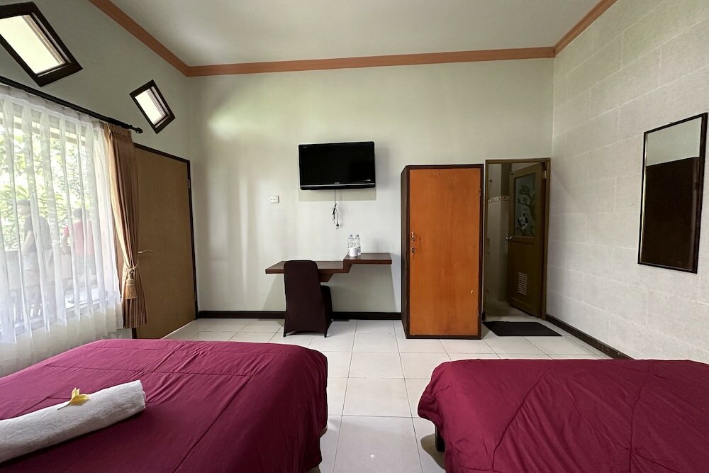 Фото Taxa Hotel