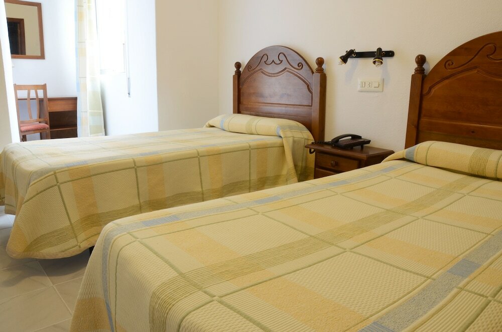 Фото Hotel El Coloso