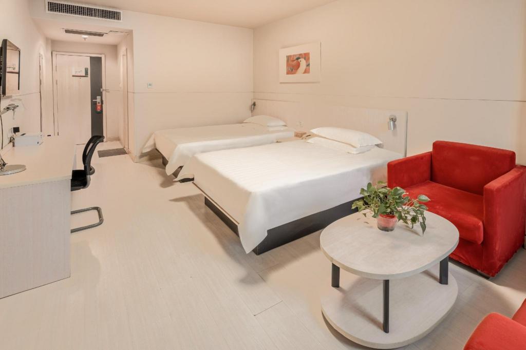 Фото JinJiang Inn Anyang Railway Station