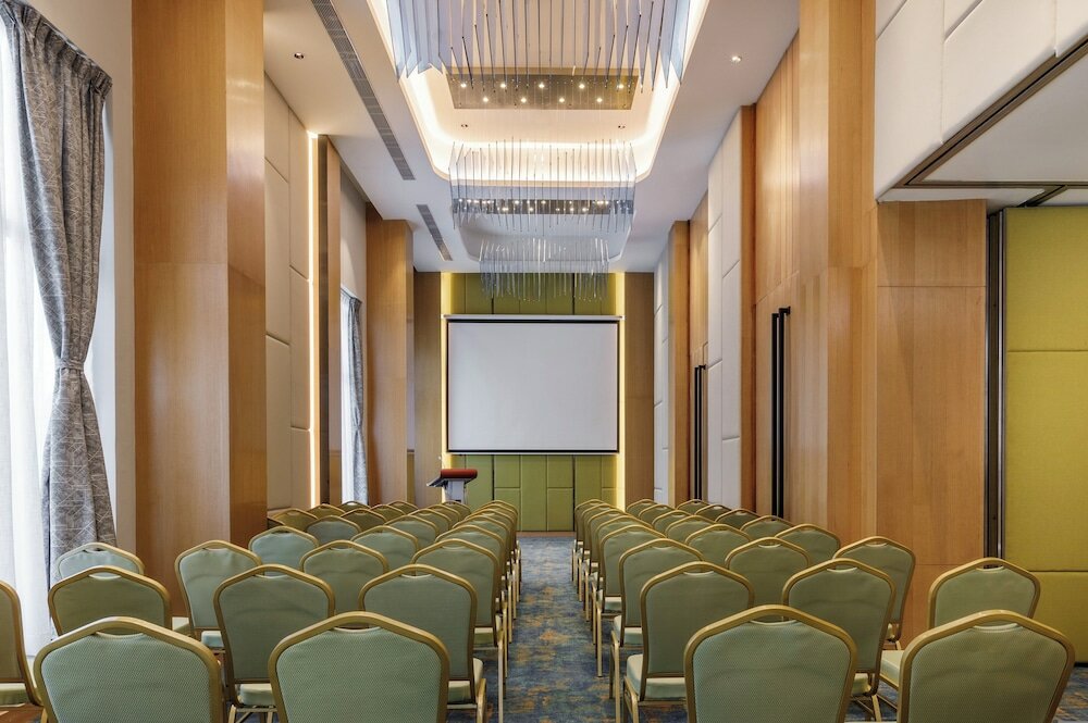 Фото Holiday Inn Express Kathmandu Naxal