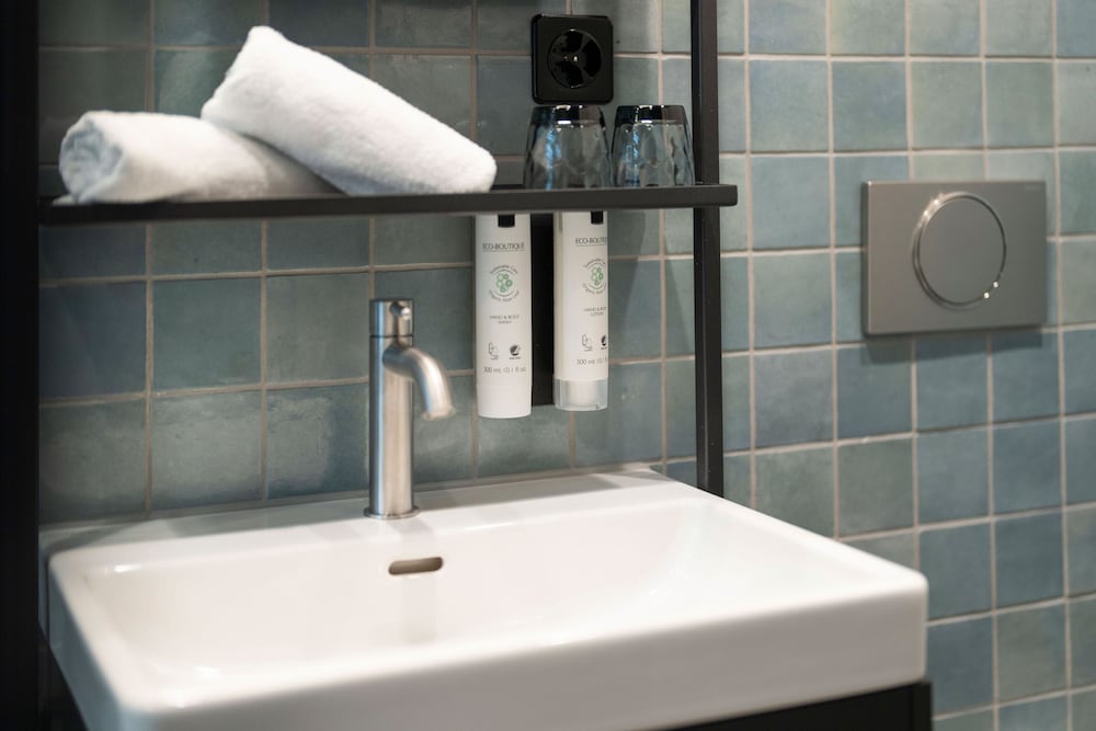 Фото Tailormade Hotel Leo St. Gallen