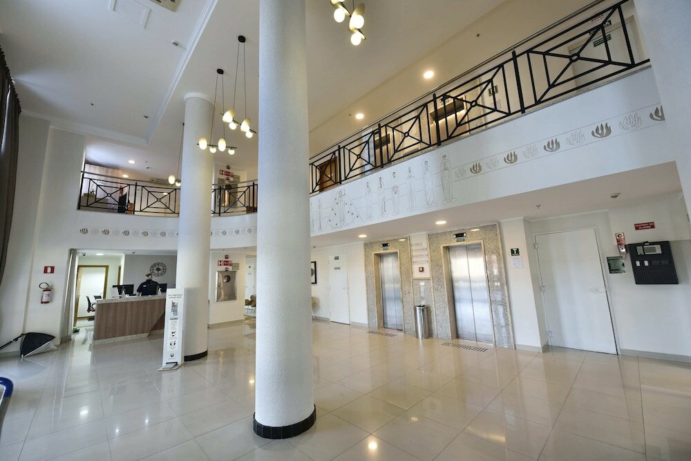 Фото Hotel Rainha dos Apóstolos