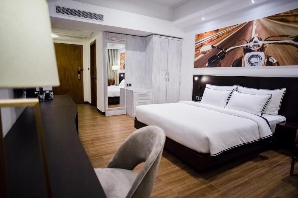 Фото Regal Réseau Hotel & SPA