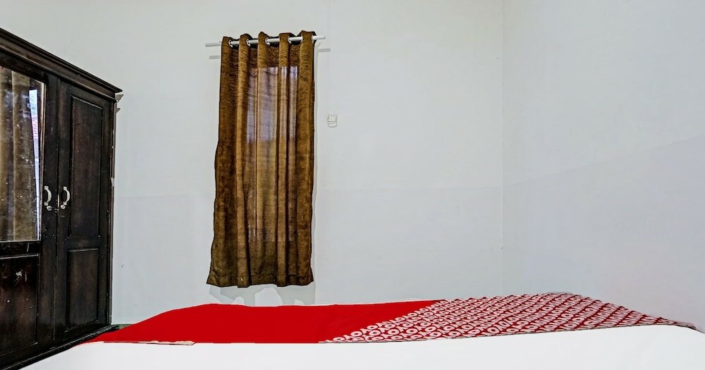 Фото Oyo 1586 Kerangga Homestay Syariah